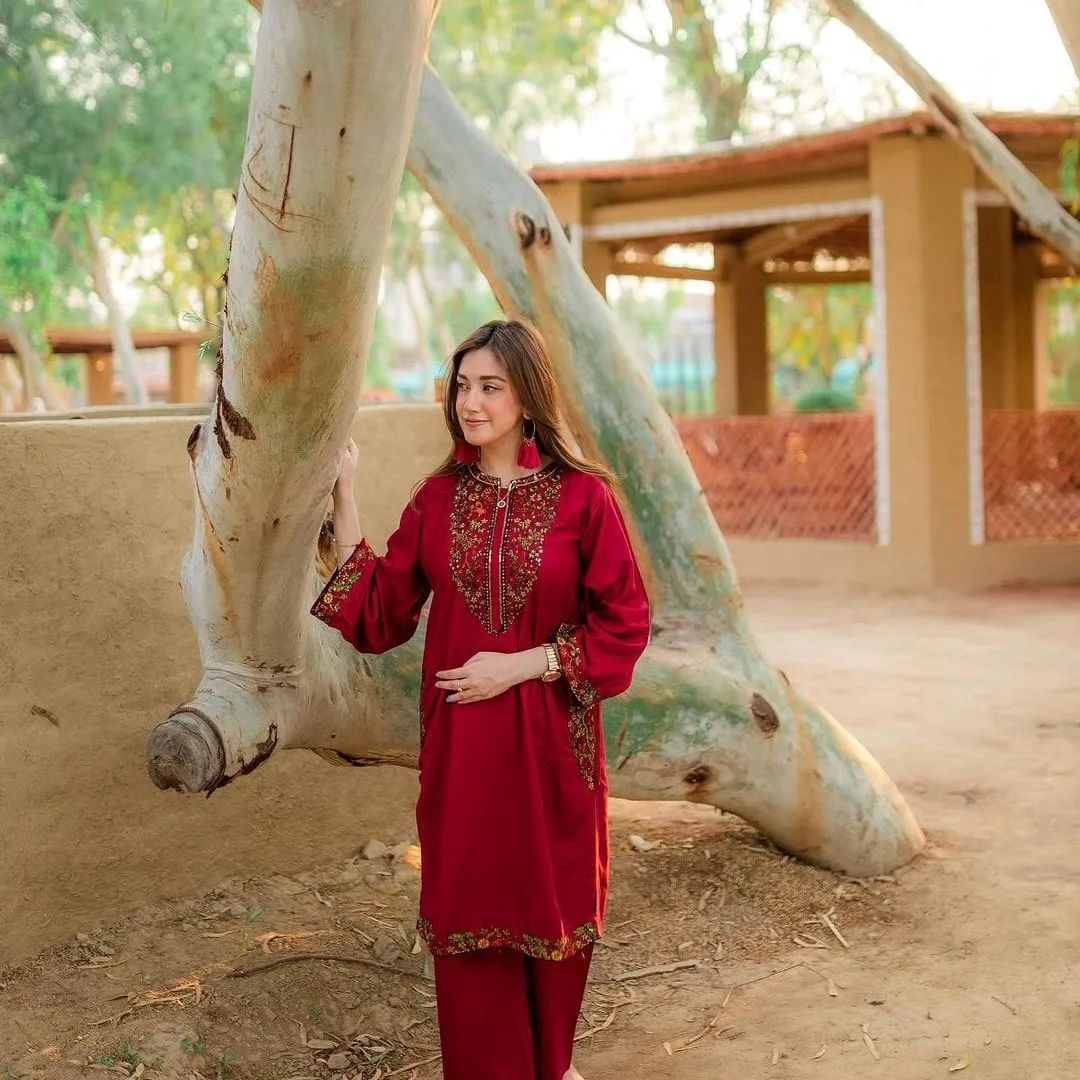 POCKET SEQUENCE Embroidered 2Pc Stitched Dress Premium Linen.