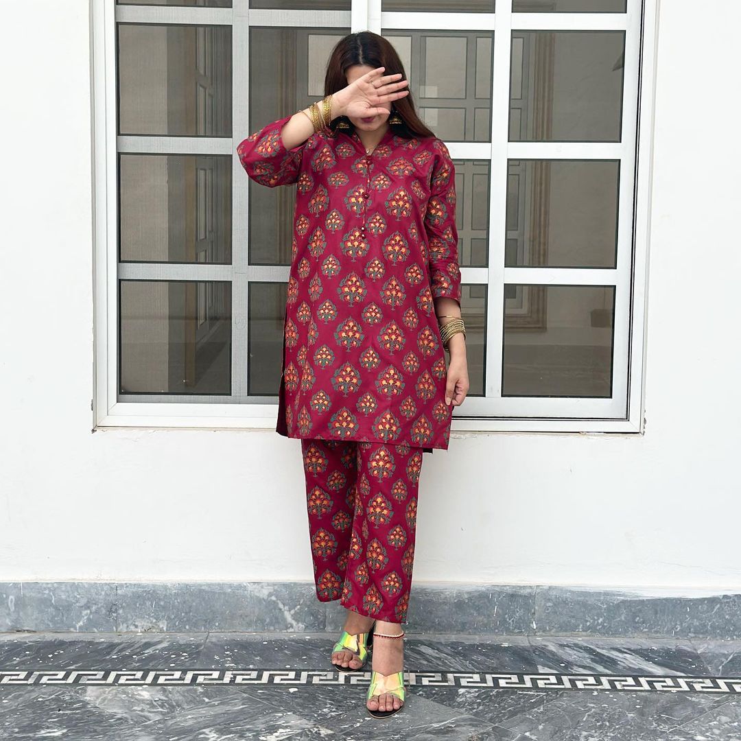 Elegant Eid Rang Keyseria 2-Piece Set BINDI