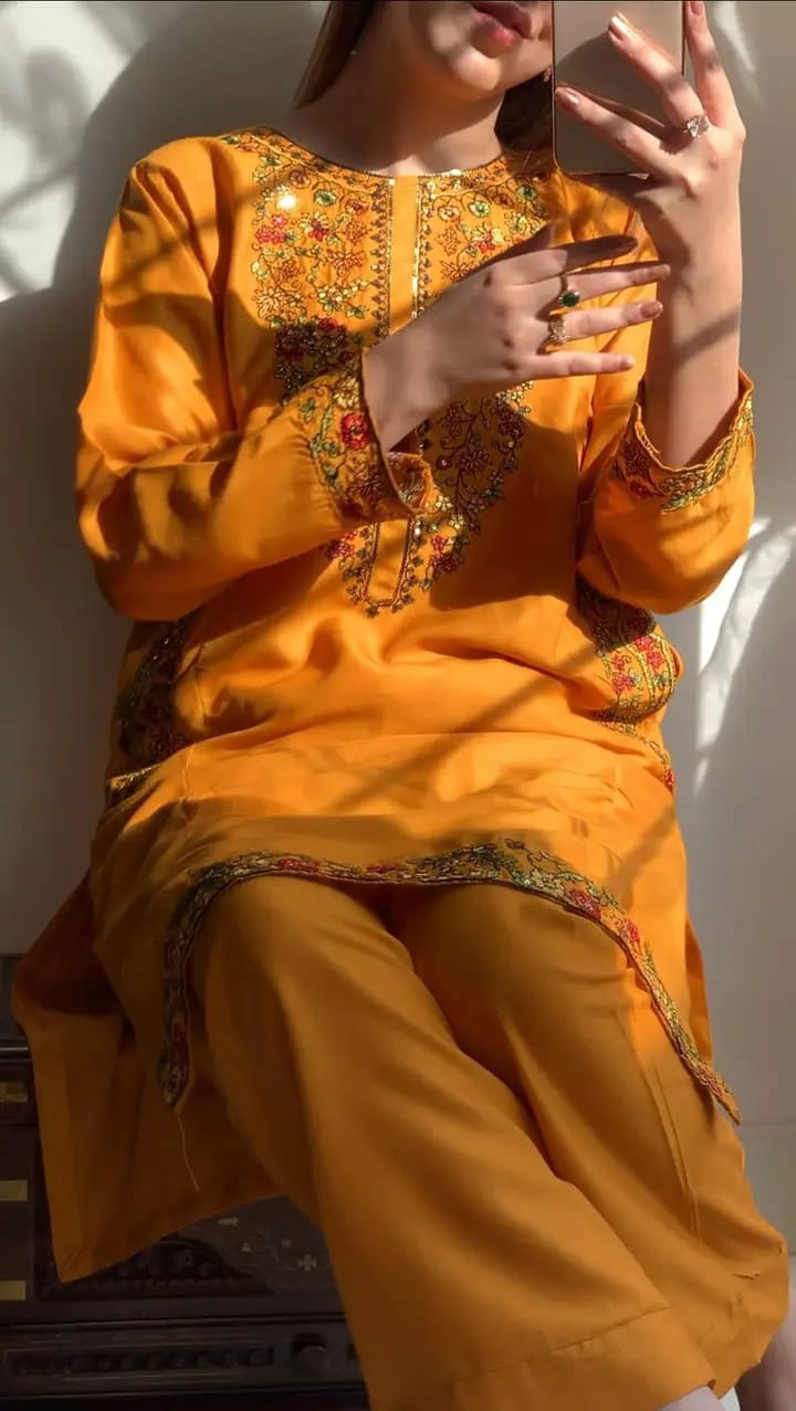 POCKET SEQUENCE Embroidered 2Pc Stitched Dress Premium Linen.